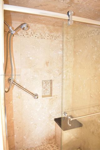 9360 Sunrise Lakes Blvd 111, Sunrise, FL 33322