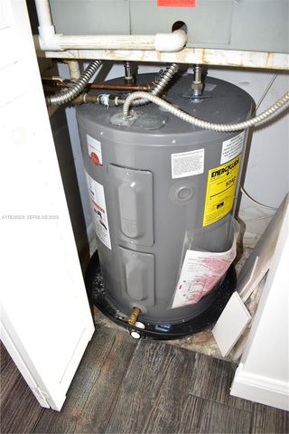 9360 Sunrise Lakes Blvd 111, Sunrise, FL 33322