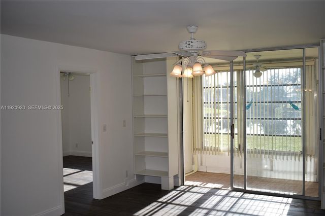 9360 Sunrise Lakes Blvd 111, Sunrise, FL 33322