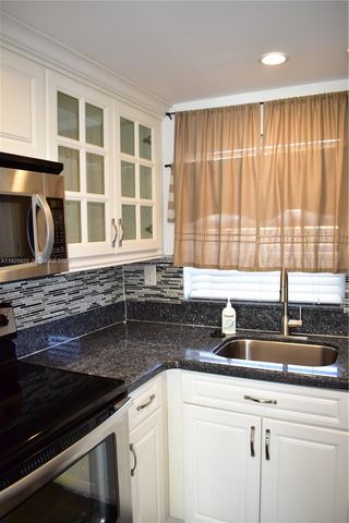 9360 Sunrise Lakes Blvd 111, Sunrise, FL 33322