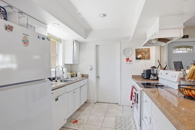 2169 NE 62nd Court, Fort Lauderdale, FL 33308