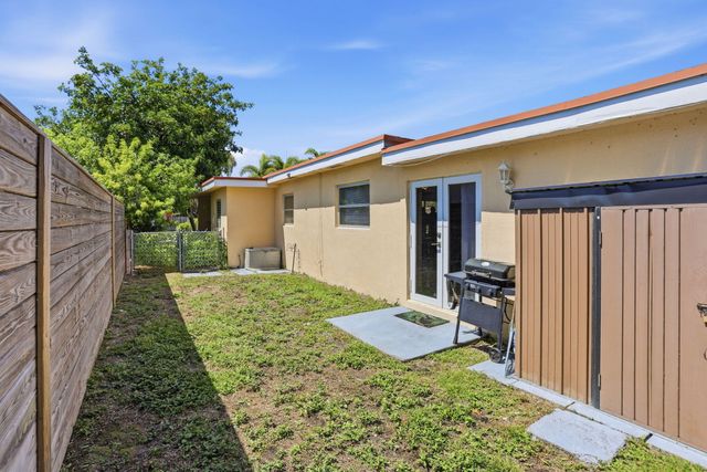2169 NE 62nd Court, Fort Lauderdale, FL 33308