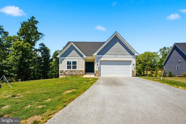 120 NUGGET WAY, Martinsburg, WV 25405