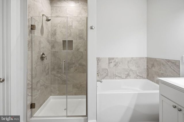 120 NUGGET WAY, Martinsburg, WV 25405