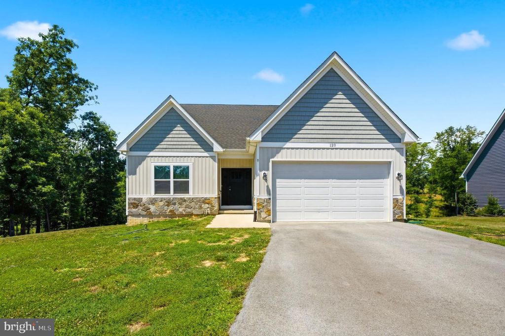 120 NUGGET WAY, Martinsburg, WV 25405