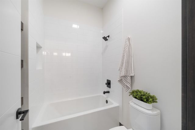 248 Cedar Ranch St, Derby, KS 67037