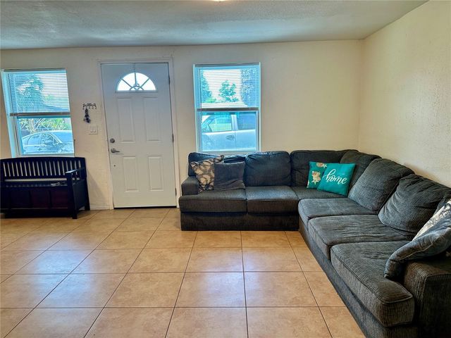 3240 BRIAR CLIFF DRIVE, Holiday, FL 34691