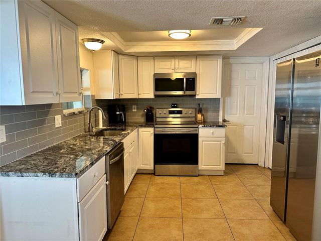 3240 BRIAR CLIFF DRIVE, Holiday, FL 34691