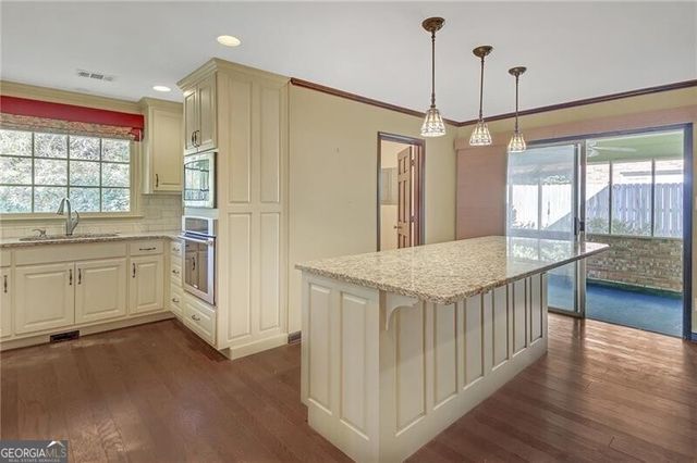 1559 Norwood Drive, Lilburn, GA 30047
