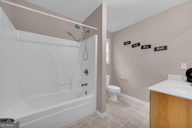 26 Candlestick Drive, Hull, GA 30646