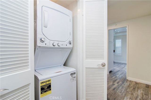 810 Baker 106, Costa Mesa, CA 92626