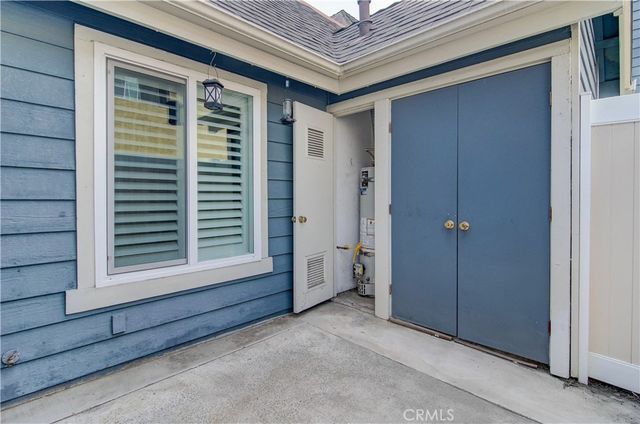 810 Baker 106, Costa Mesa, CA 92626