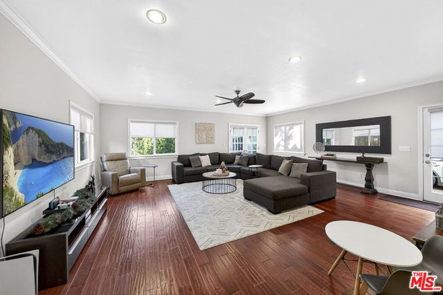 416 S Van Ness Avenue, Los Angeles, CA 90020