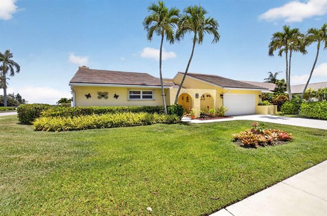 2305 SW 23rd Cranbrook Drive, Boynton Beach, FL 33436
