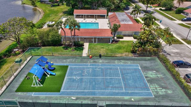 2305 SW 23rd Cranbrook Drive, Boynton Beach, FL 33436