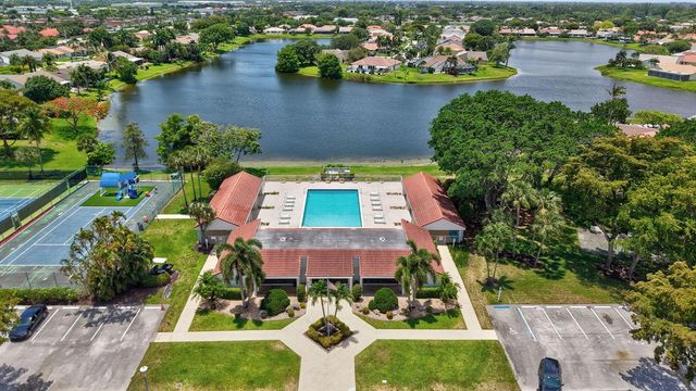 2305 SW 23rd Cranbrook Drive, Boynton Beach, FL 33436