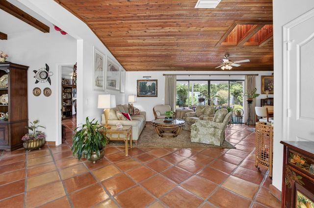 2305 SW 23rd Cranbrook Drive, Boynton Beach, FL 33436