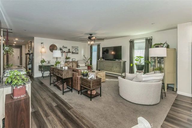 2161 Heidi Avenue, Sanger, CA 93657