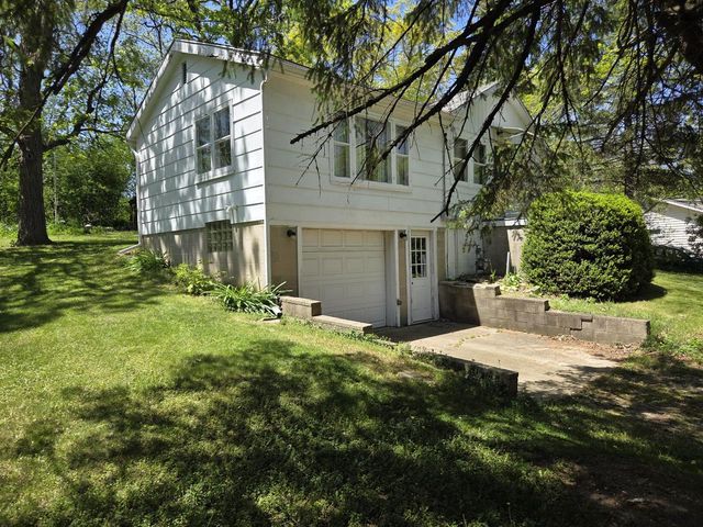 N6557 Forest ROAD, Delavan, WI 53115