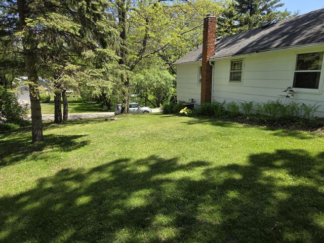 N6557 Forest ROAD, Delavan, WI 53115