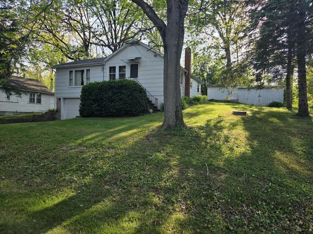 N6557 Forest ROAD, Delavan, WI 53115