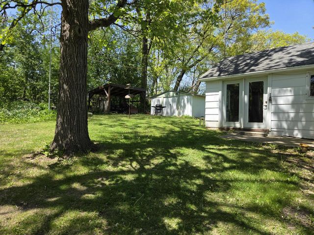 N6557 Forest ROAD, Delavan, WI 53115