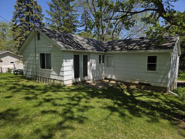 N6557 Forest ROAD, Delavan, WI 53115