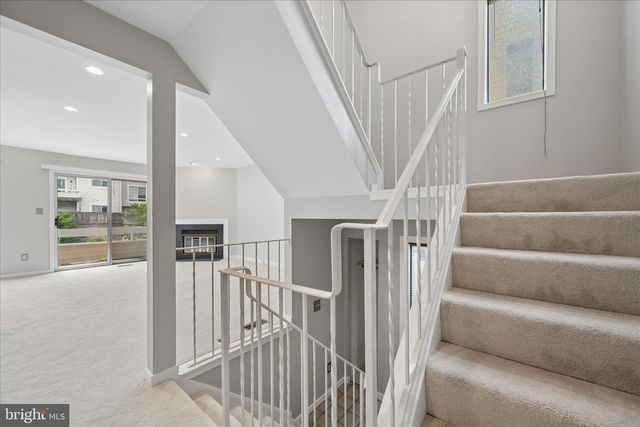 9817 SAILFISH TER, Montgomery Village, MD 20886
