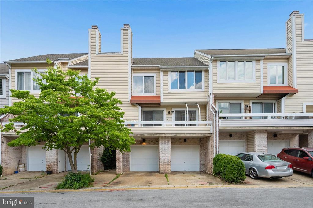 9817 SAILFISH TER, Montgomery Village, MD 20886