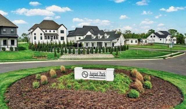 1430 Round Hill Lane, Spring Hill, TN 37174