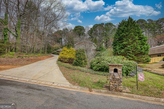 562 Cupelo Drive NW, Marietta, GA 30064