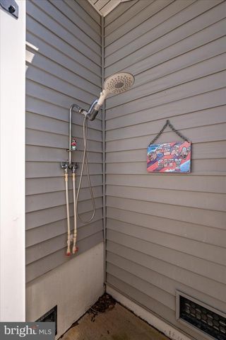13804 SAILING RD, Ocean City, MD 21842