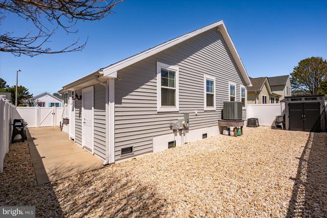 13804 SAILING RD, Ocean City, MD 21842