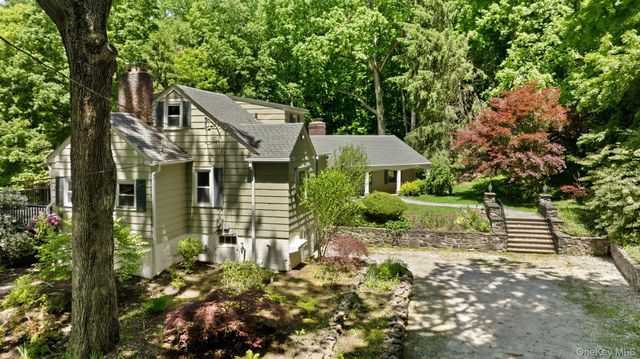 690 Croton Heights Road, Yorktown Heights, NY 10598