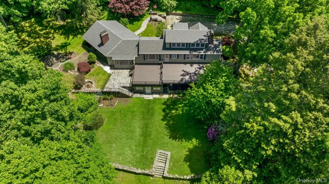 690 Croton Heights Road, Yorktown Heights, NY 10598