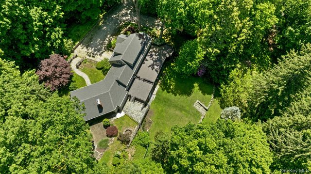 690 Croton Heights Road, Yorktown Heights, NY 10598