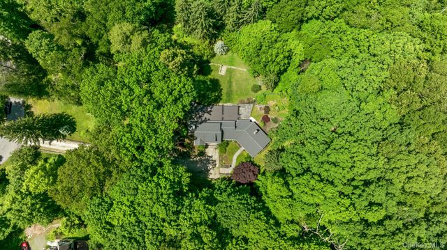 690 Croton Heights Road, Yorktown Heights, NY 10598