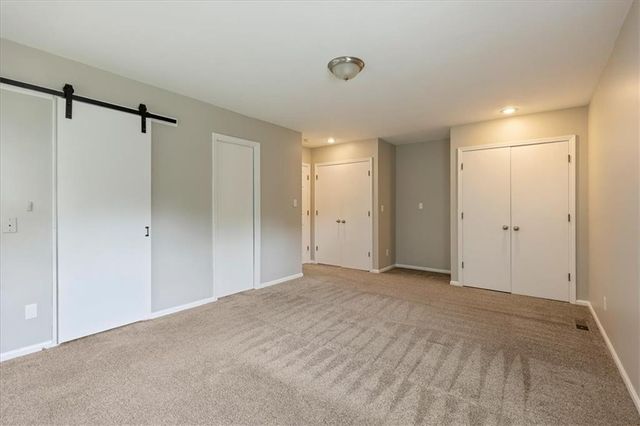 9905 Wayne Avenue, Kansas City, MO 64131