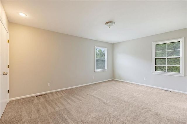 9905 Wayne Avenue, Kansas City, MO 64131