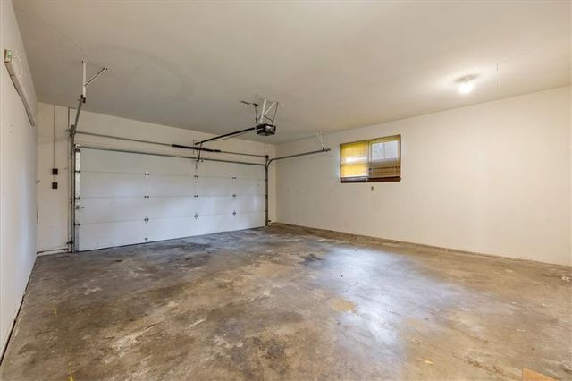 9905 Wayne Avenue, Kansas City, MO 64131