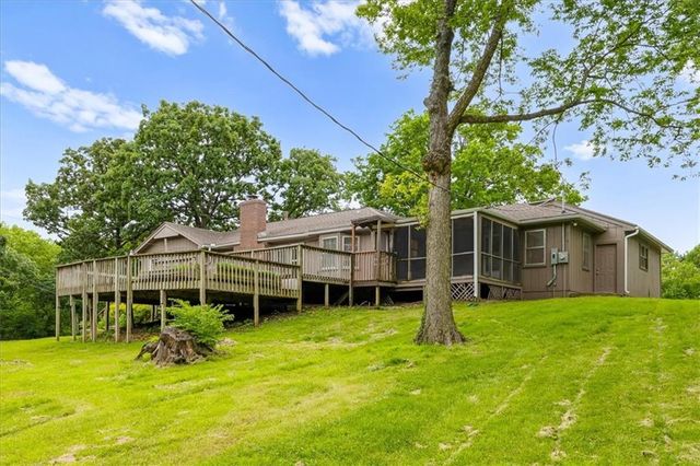 9905 Wayne Avenue, Kansas City, MO 64131
