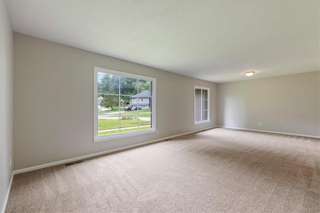 9905 Wayne Avenue, Kansas City, MO 64131