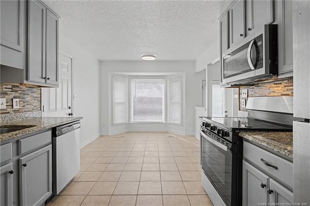 7105 Tollhouse Drive, Fayetteville, NC 28314