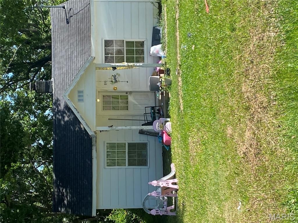 810 W Washington Street, St James, MO 65559