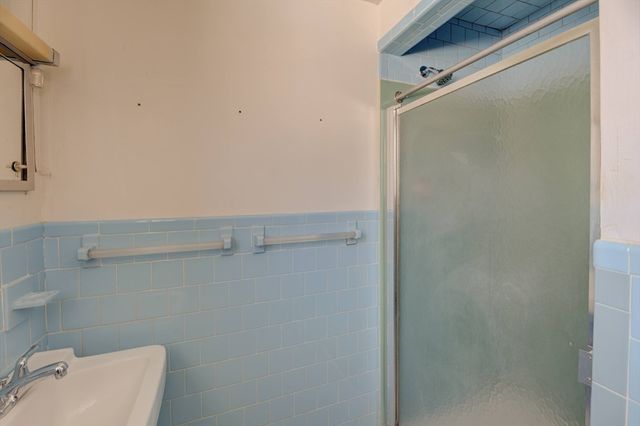 44 Hope, Seekonk, MA 02771