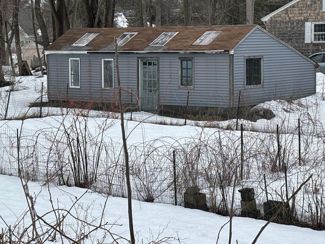 44 Hope, Seekonk, MA 02771