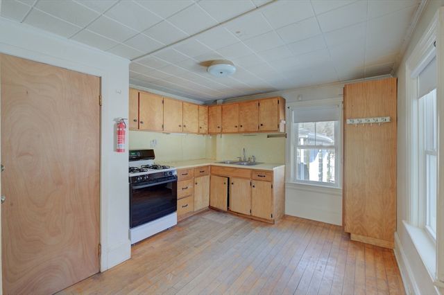 44 Hope, Seekonk, MA 02771