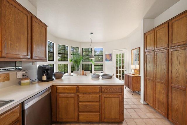 501 Westbrook DR, Austin, TX 78746