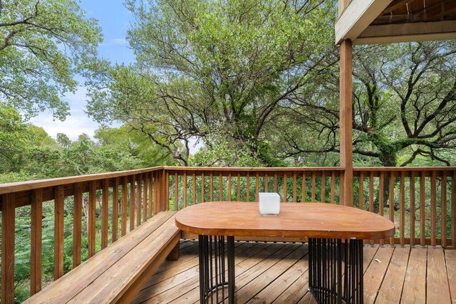 501 Westbrook DR, Austin, TX 78746
