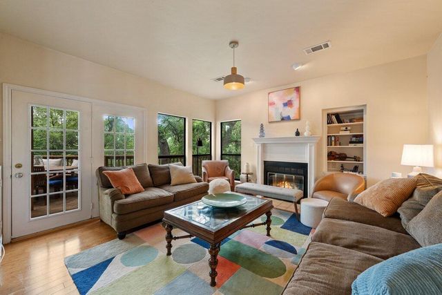 501 Westbrook DR, Austin, TX 78746